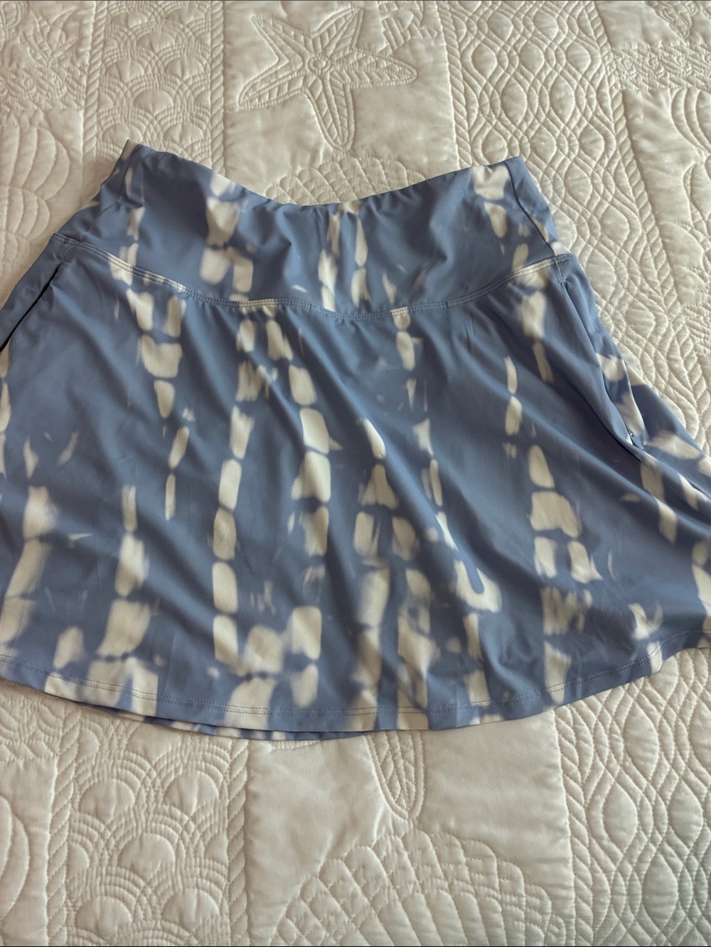 Calia by Carrie Underwood Blue and White Tie-Dye Active Skirt